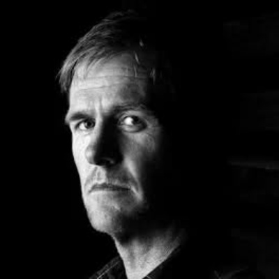 In Conversation with Fred Smith OAM – ‘Unforgotten: Songs of Australians at War’ – Gigs, Festivals, Life the Universe and Everything.