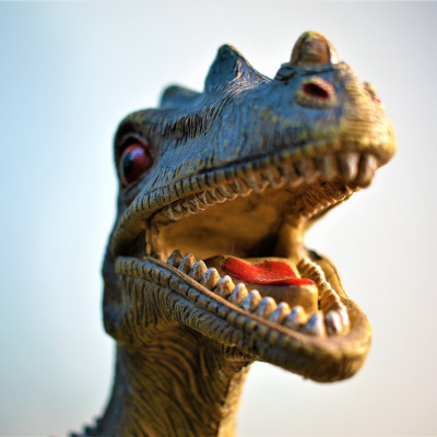 Jurassic World: Fallen Kingdom episode artwork