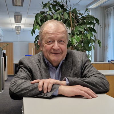 Rekisterinjohtaja Veijo Koivula: aluekeskusrekisteri on mukana koko ihmisen elinkaaren