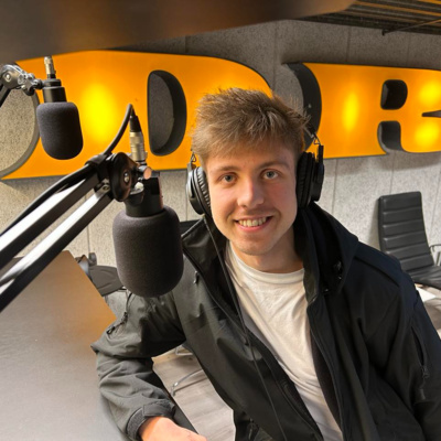 SCHOOL TALK: Jonas Bjerre er skakspiller i verdensklasse og HF-student