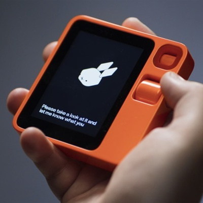 rabbit r1 スマートデバイス オレンジ