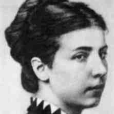 S1 E17 - 8 mai 1871 - Le Golos (La Voix) - Elisabeth Dmitrieff