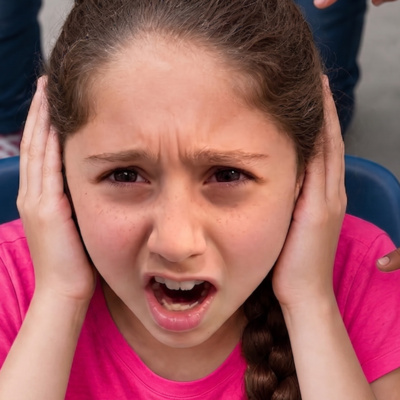 CLASSMATES RECORD GIRLS BREAK DOWN 
