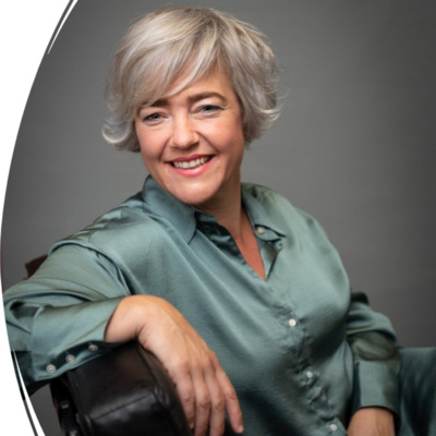 Heidi Nagelhout: Stoer en Kwetsbaar in de Frontlinie