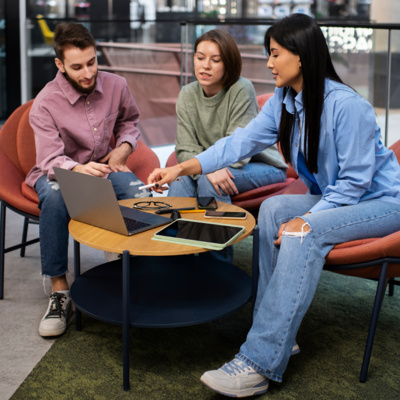 Creating a Collaborative Environment: Benefits of Networking in Co-Working Spaces