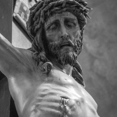 J77 Jesus am Kreuz – Wirklichkeit und Paradoxon