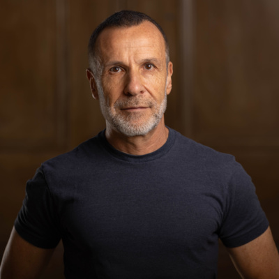 #302 Guy Winch, PhD | Mind Over Grind: Reducing Stress at Work
