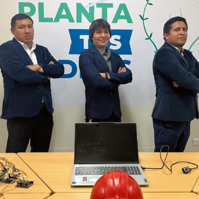 Docentes peruanos impulsan innovación educativa con tecnología aplicada a la seguridad laboral