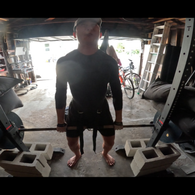 ERIC KIM DEADLIFTS THE INTERNET: 905.8 kg (1,997 lb) rack-pull-class effort at 71 kg body mass