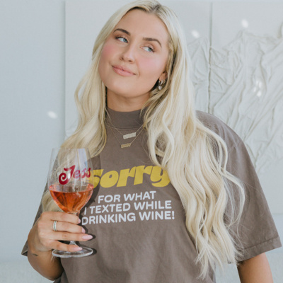 Whiny Baby Wines - Jess Druey Gets the Gen Z Vibe & Has Fun with Wine 🍷🎉 Ep 101
