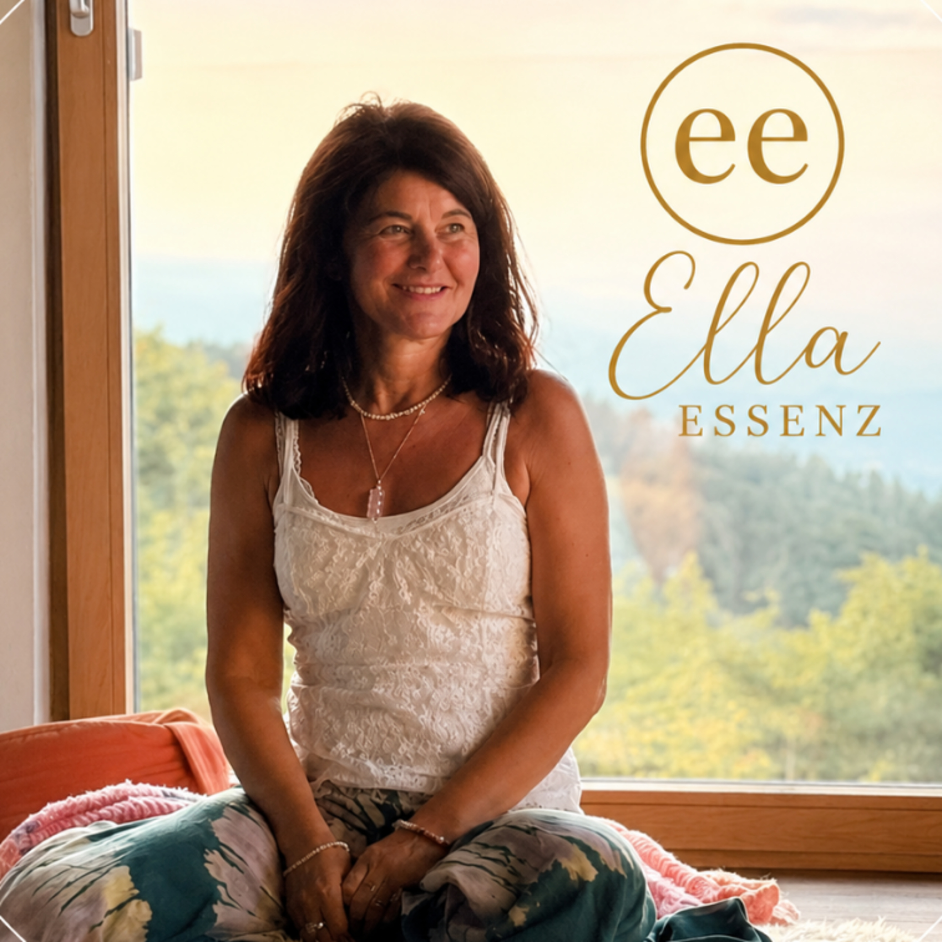 Podcast Michaela Catau *EllaESSENZ* Traumasensibler Coach | Retreats - Aufstellungs Leiterin