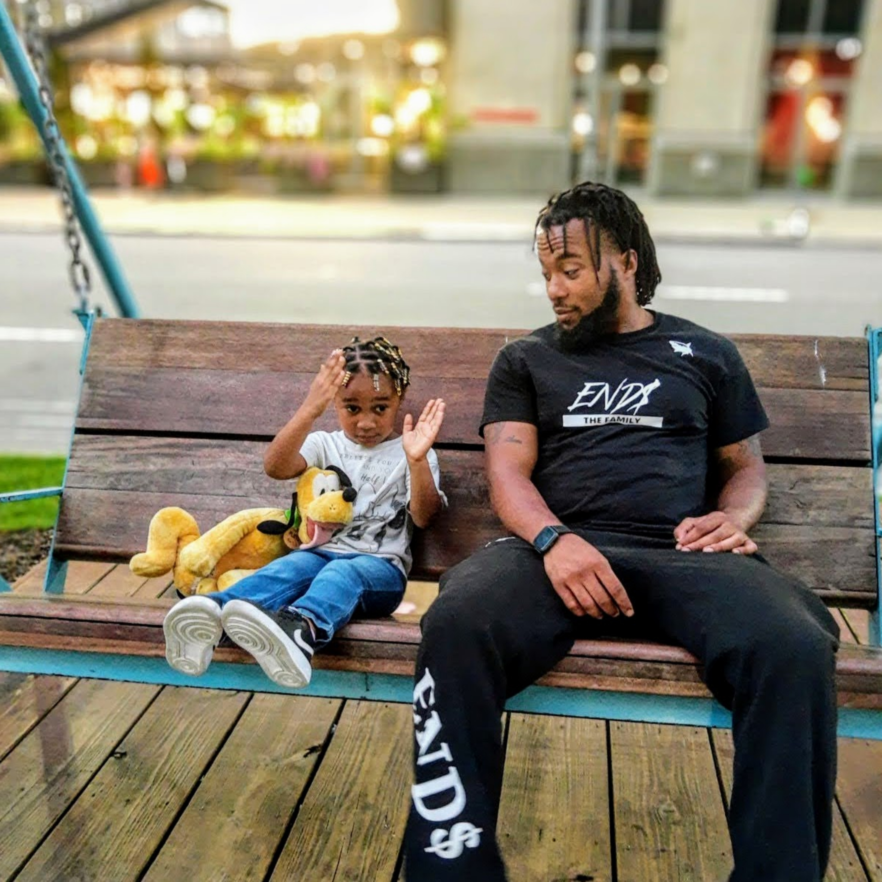 ENDS The Family