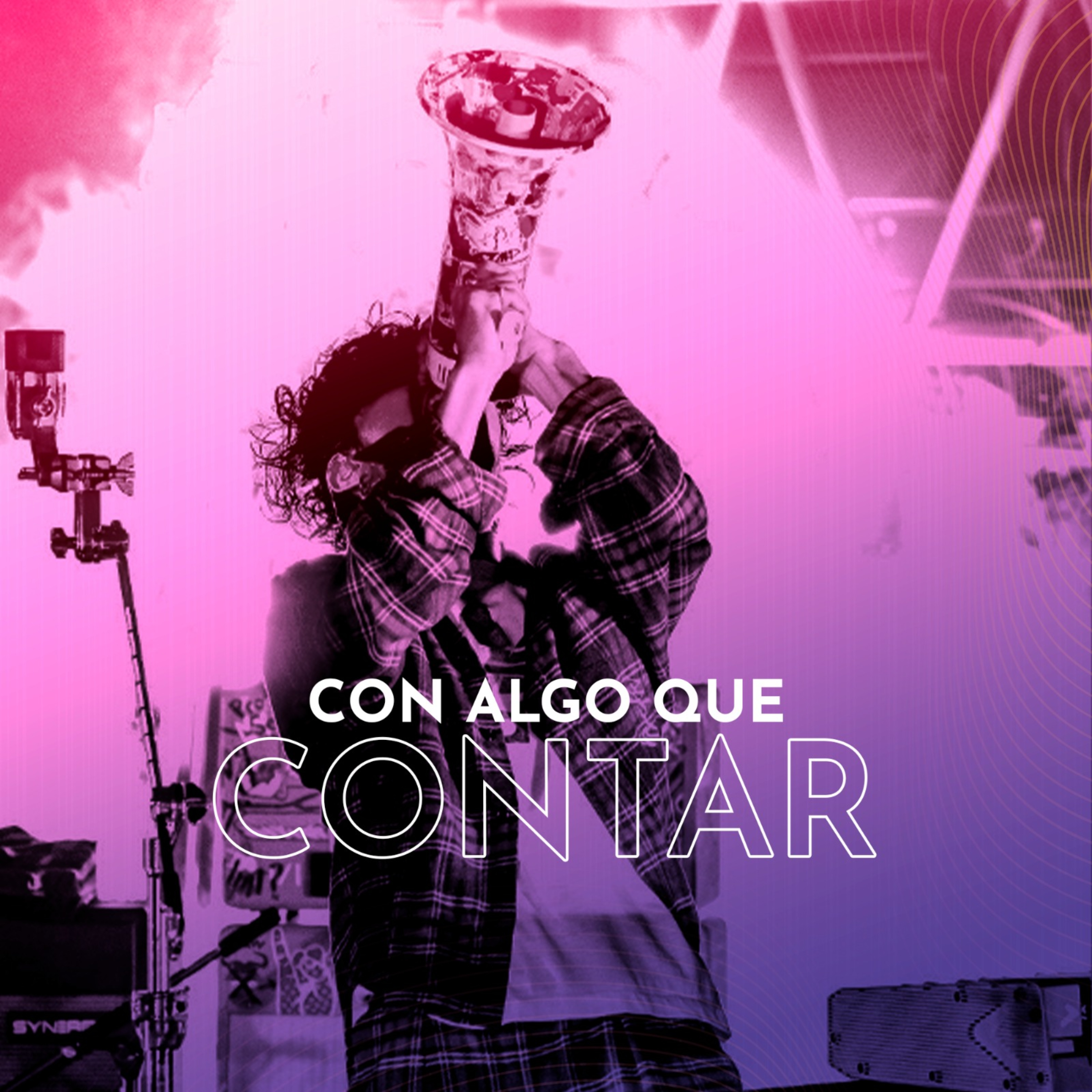 Con Algo Que Contar