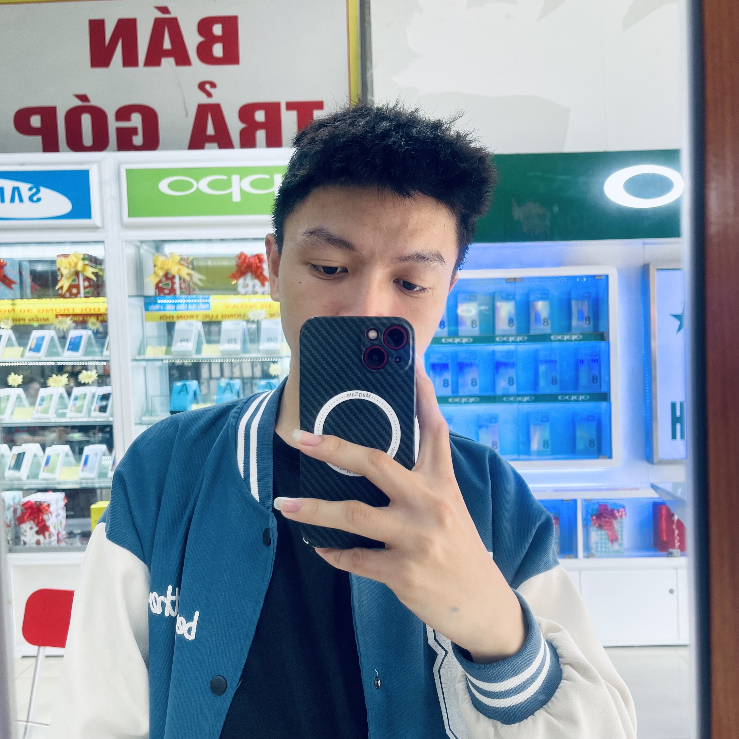 Văn Chính