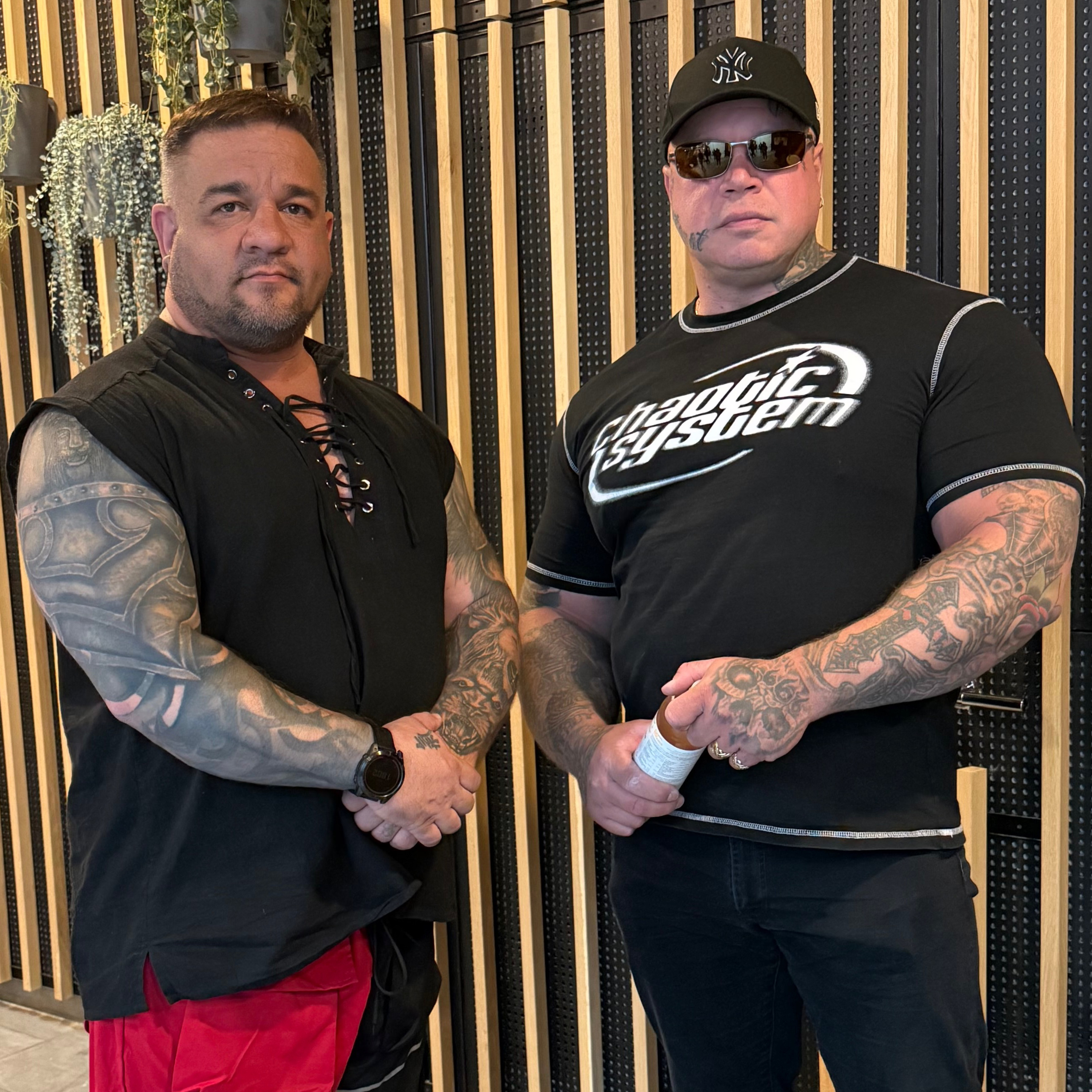 XL Pojat podcast cover art