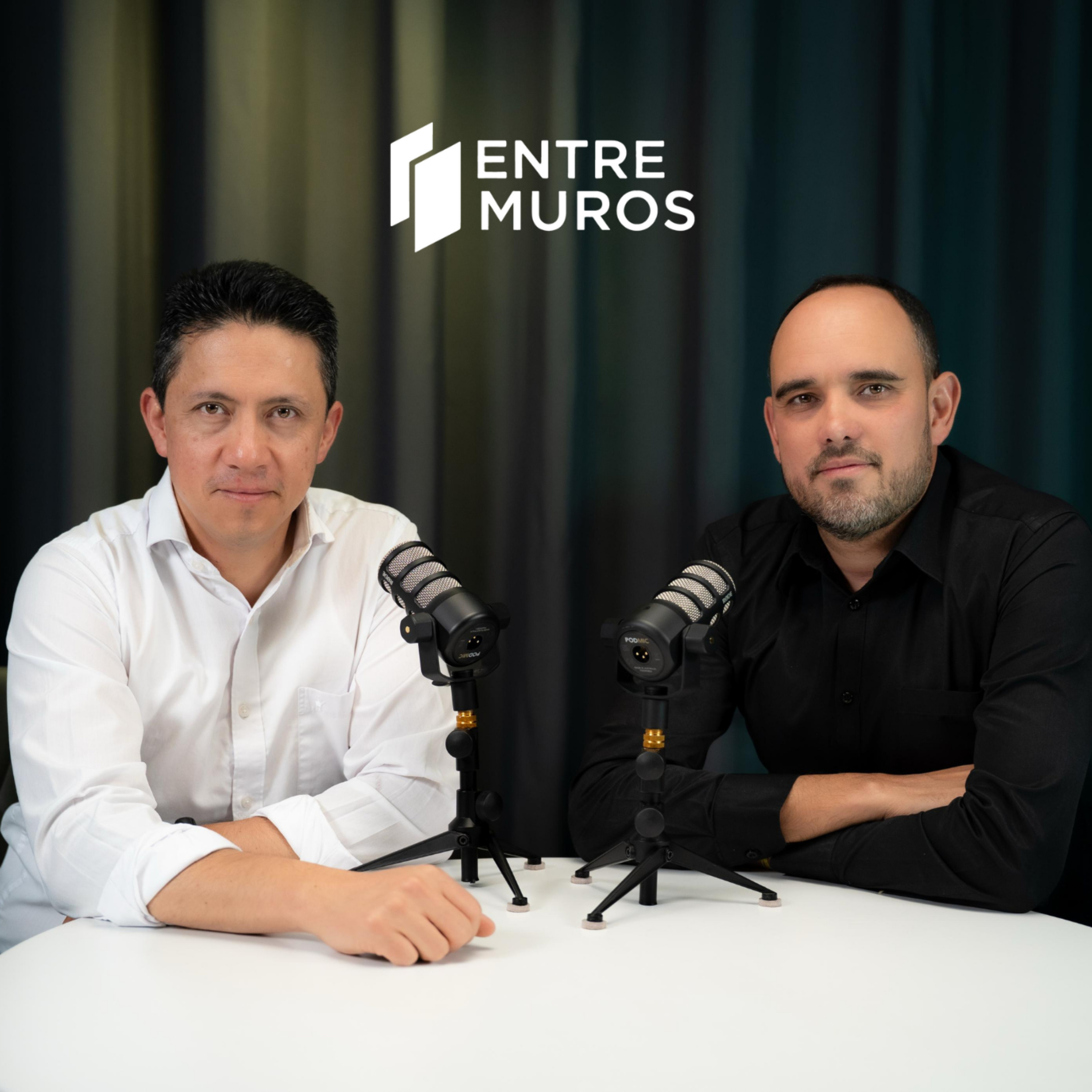 Entre Muros Podcast cover art