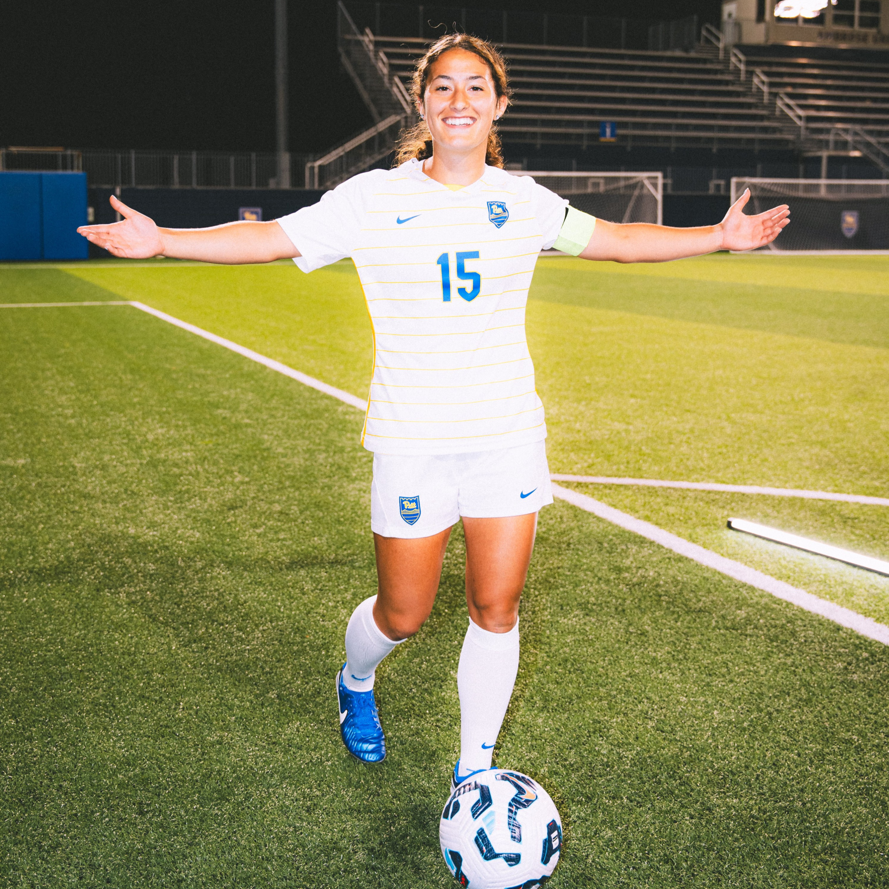 Chloe Minas: Between The Sessions cover art